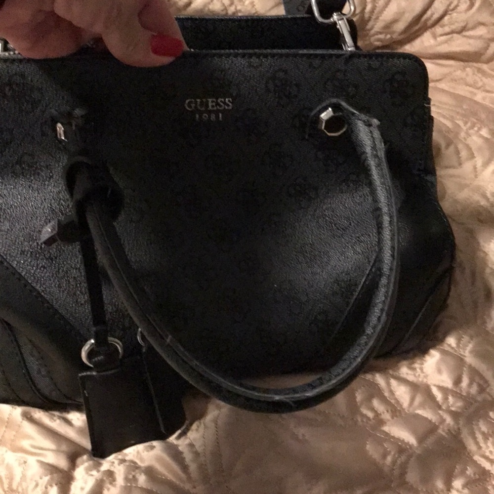 Guess purse